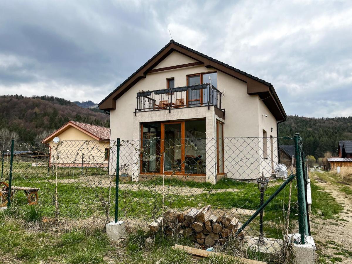 Dovolenkova Chata Valča Εξωτερικό φωτογραφία